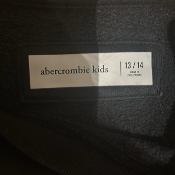 Abercrombie kids crewneck - Picture 2 of 2